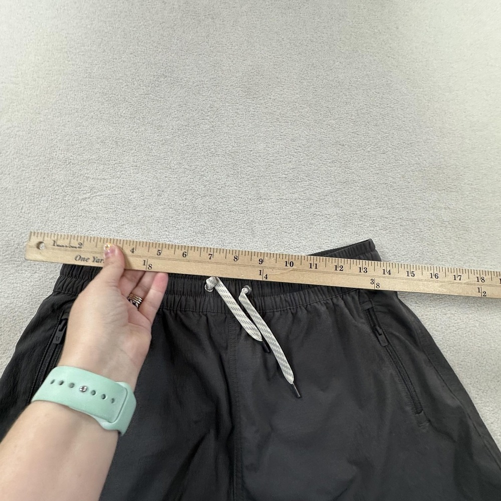 Vuori Birch Shorts Womens Medium Gray 3" High Rise Running Gym Relaxed Fit - Picture 7 of 10